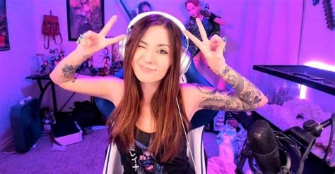 twitch girl streamers|Top Female Twitch Streamers in 2022 .